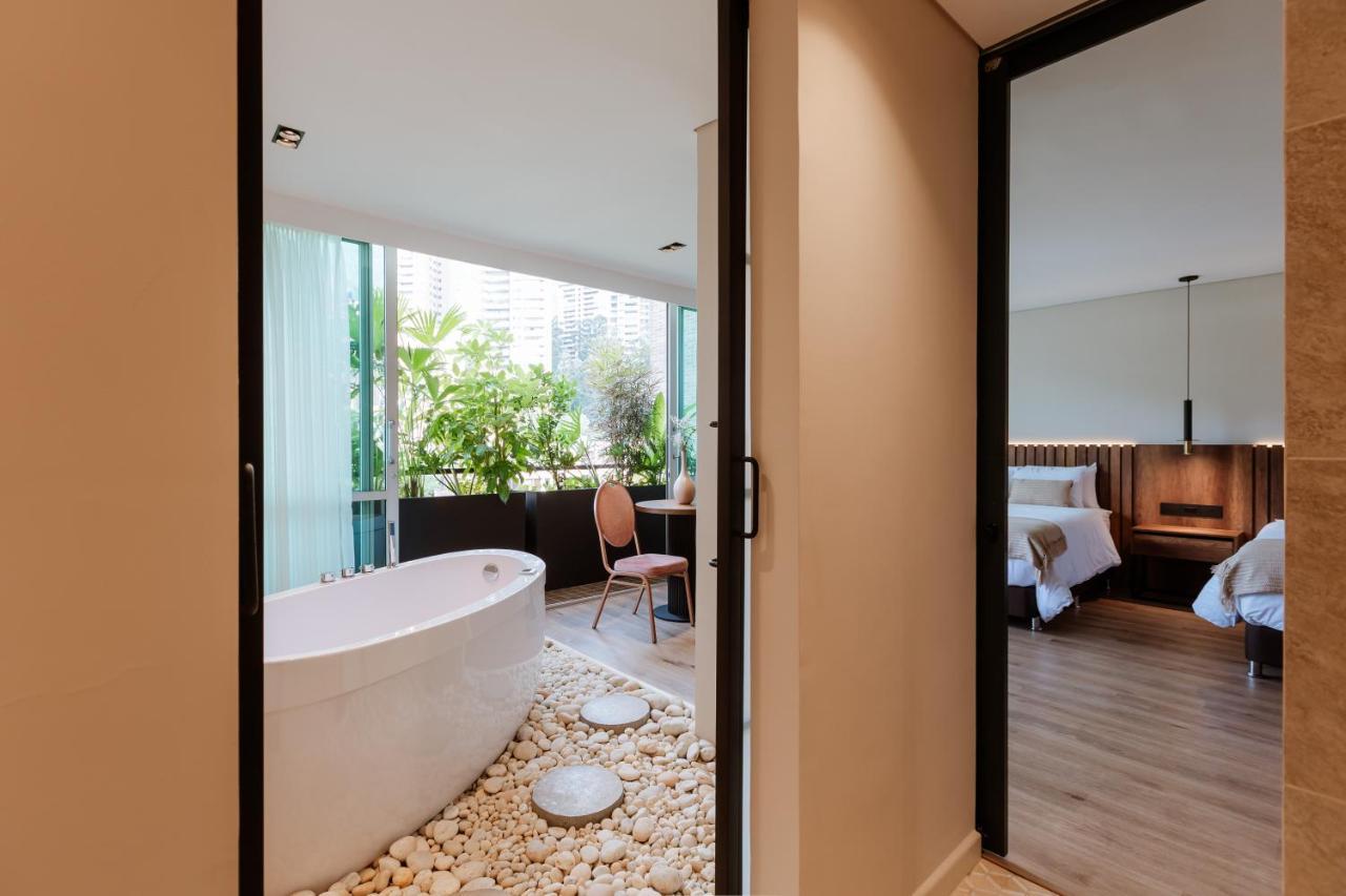 1616 Hotel Medellin Exterior photo