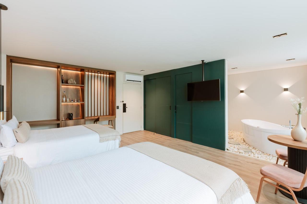 1616 Hotel Medellin Exterior photo
